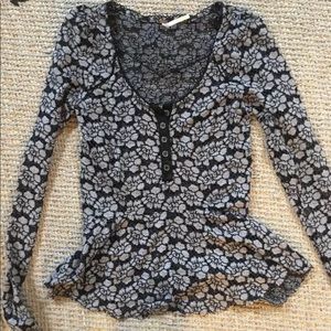 Free people gray black  flower top size small